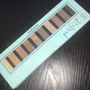 NEW‼️Profusion Smoky Palette- the perfect 10